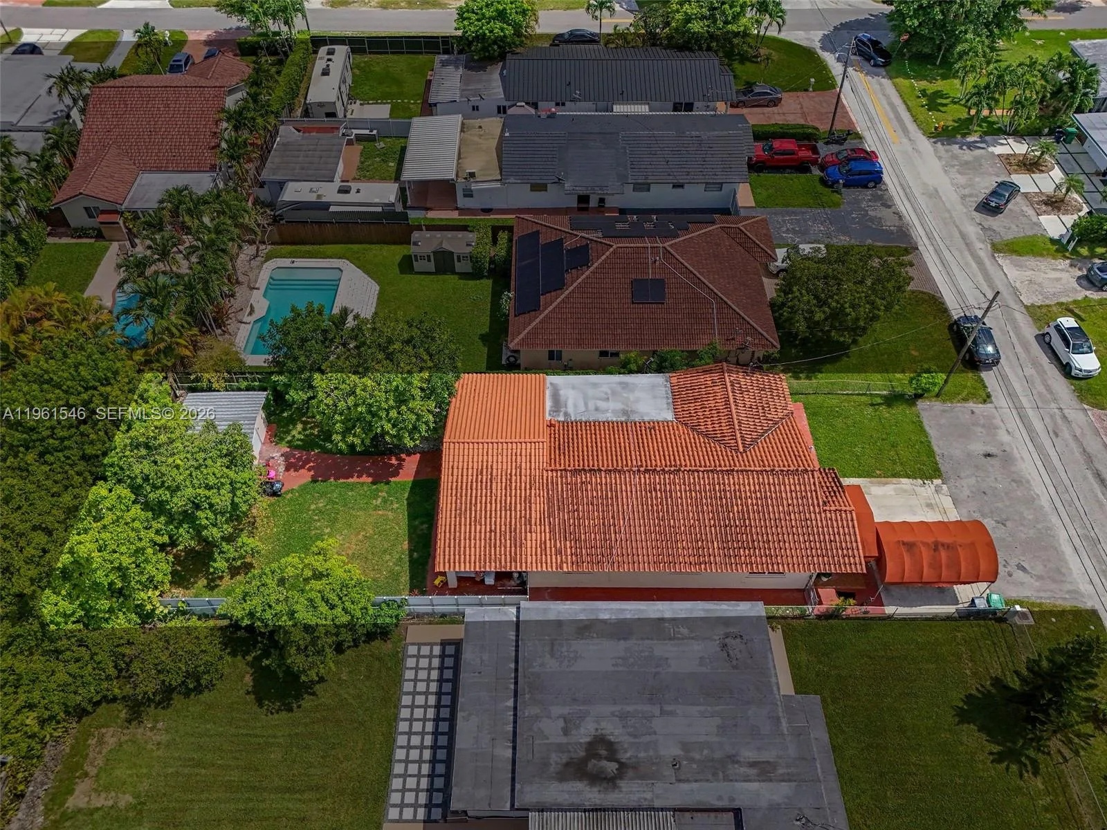 2821 SW 65th Ave, Miami, FL 33155 photo 2