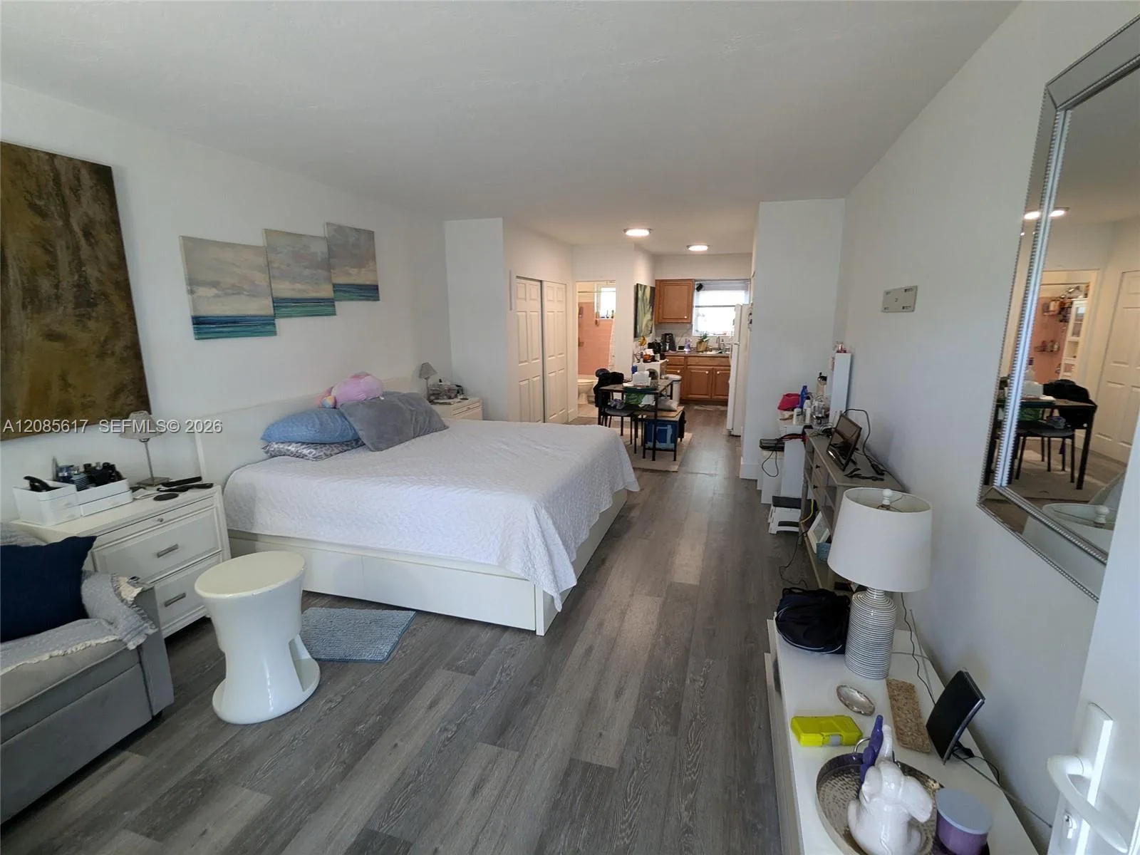 158 Ocean Dr # 203, Miami Beach, FL 33139