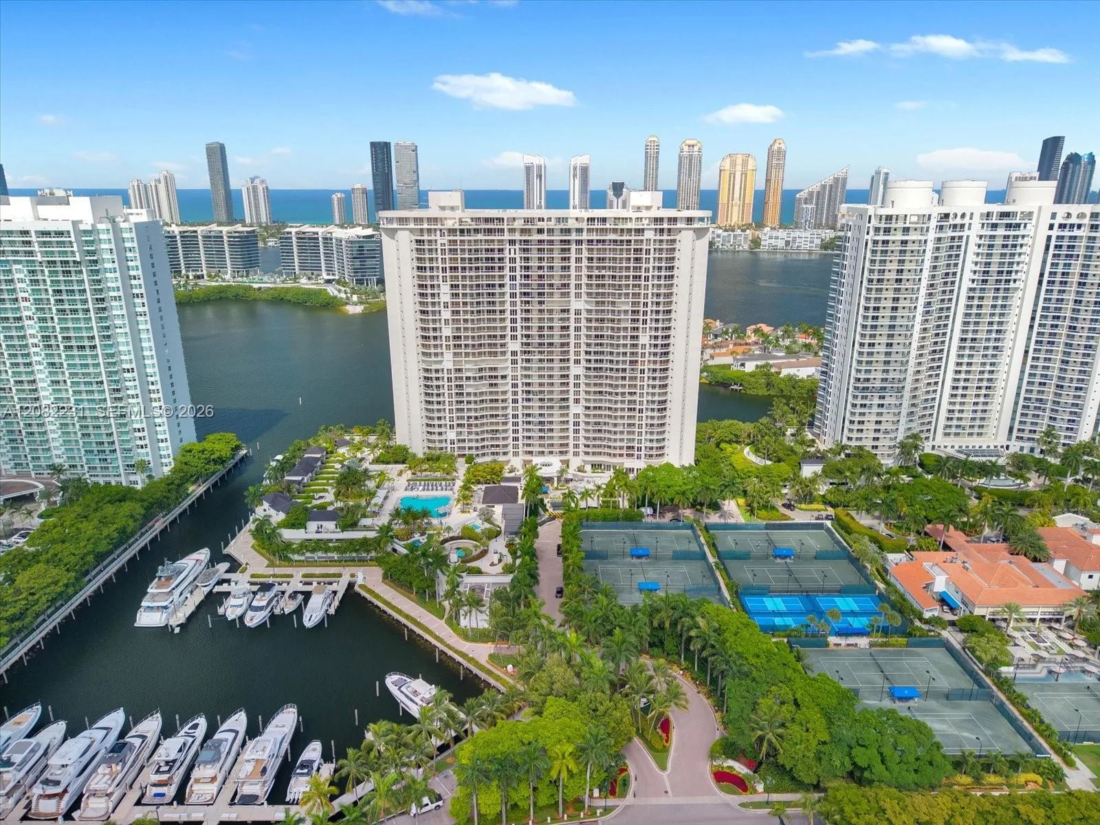 7000 Island Blvd # L105, Aventura, FL 33160
