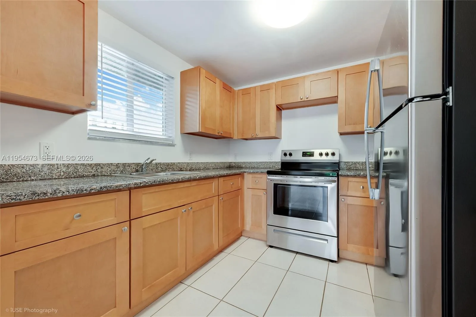 750 SW 2nd St, Miami, FL 33130 photo 4
