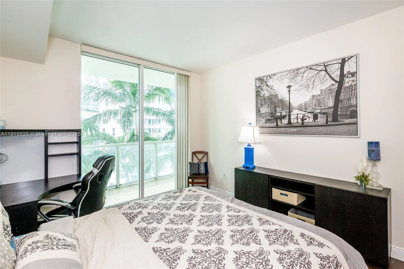 218 SE 14th St # 1006, Miami, FL 33131 photo 12