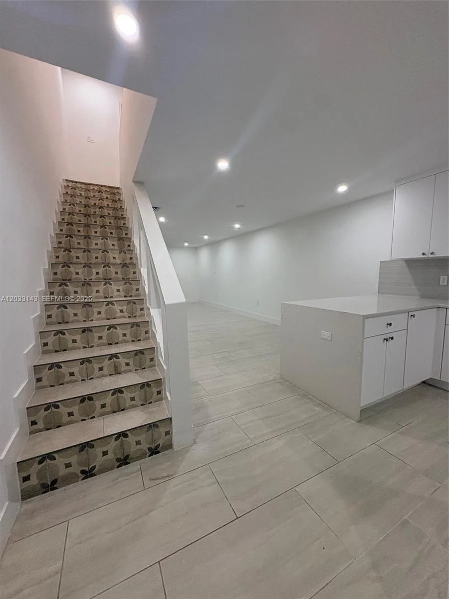 15430 SW 74th Cir Ct # 501, Miami, FL 33193
