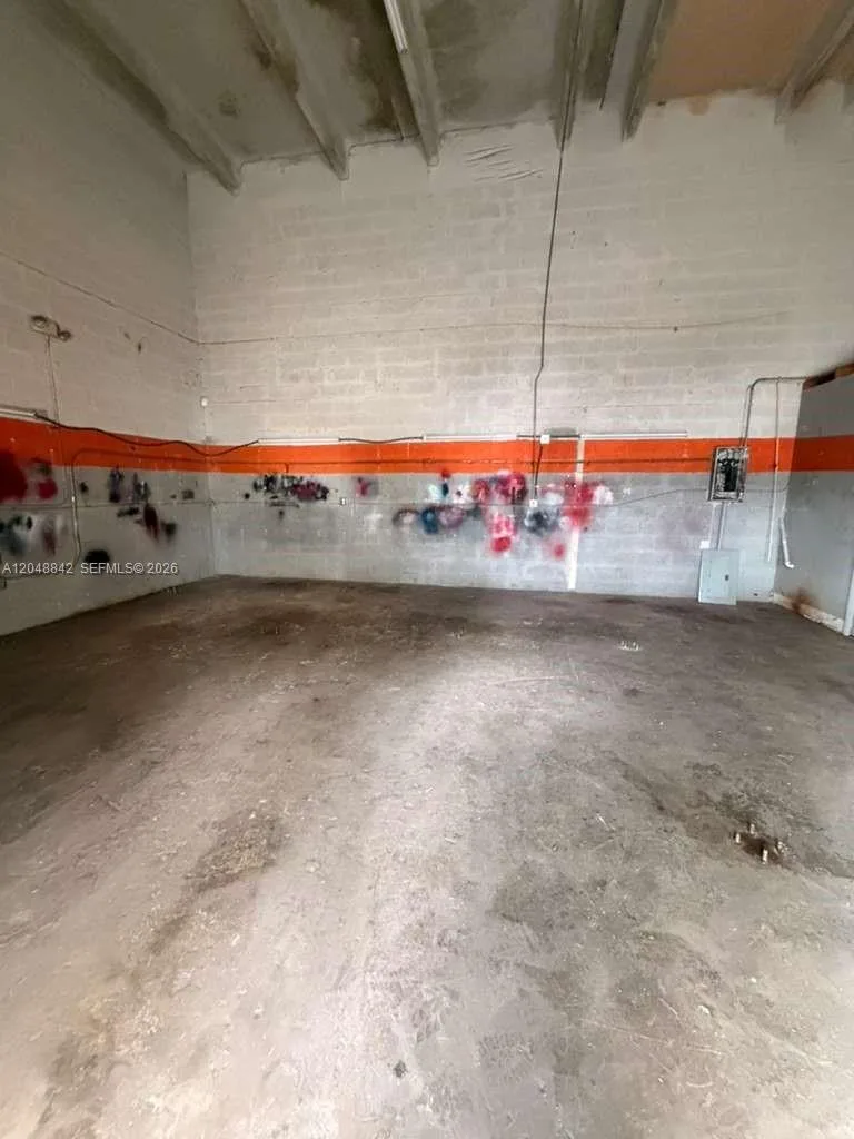8000 NW 37th Ave # 13, Hialeah, FL 33147