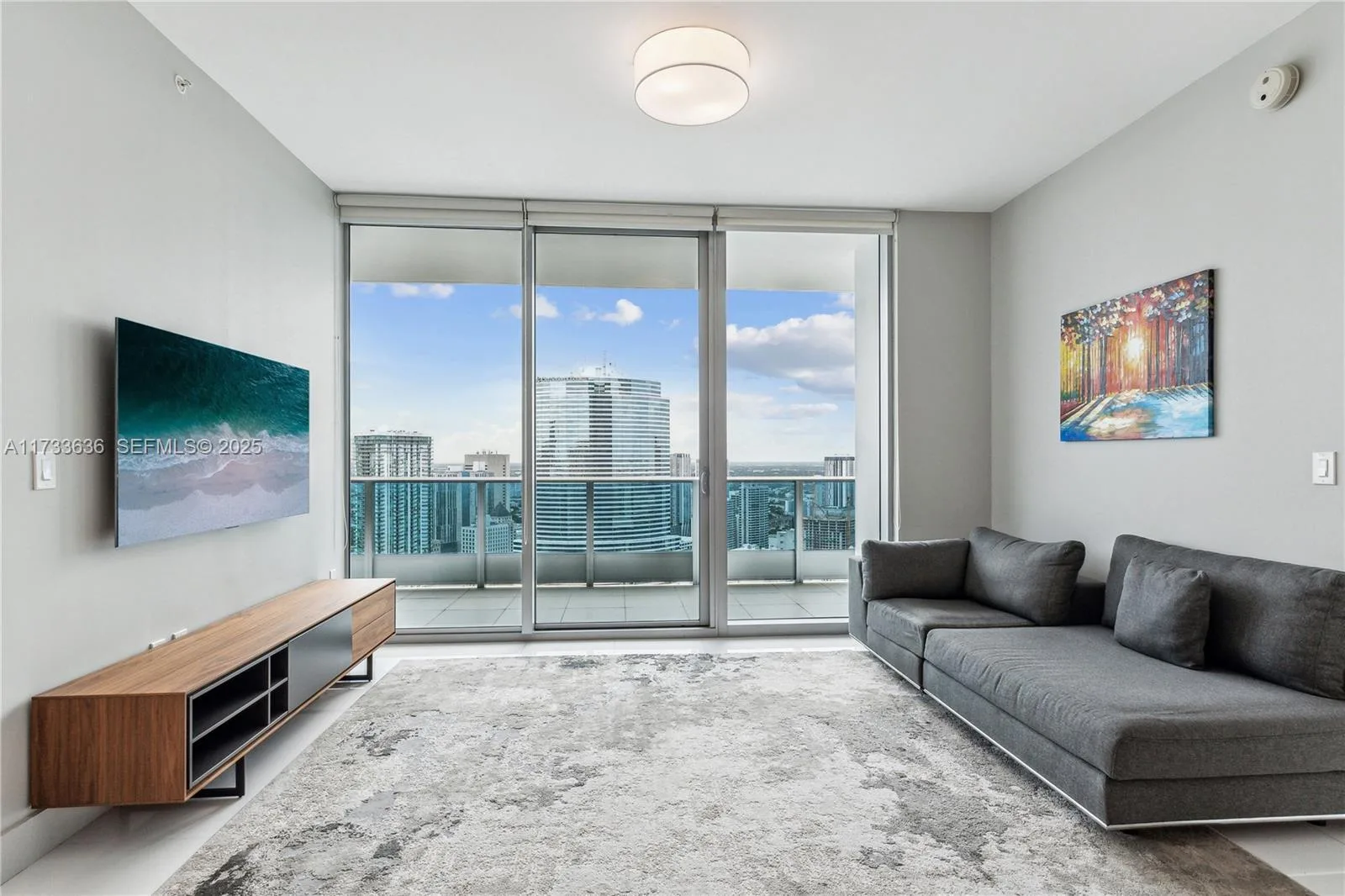 200 Biscayne Boulevard Way # 4912, Miami, FL 33131