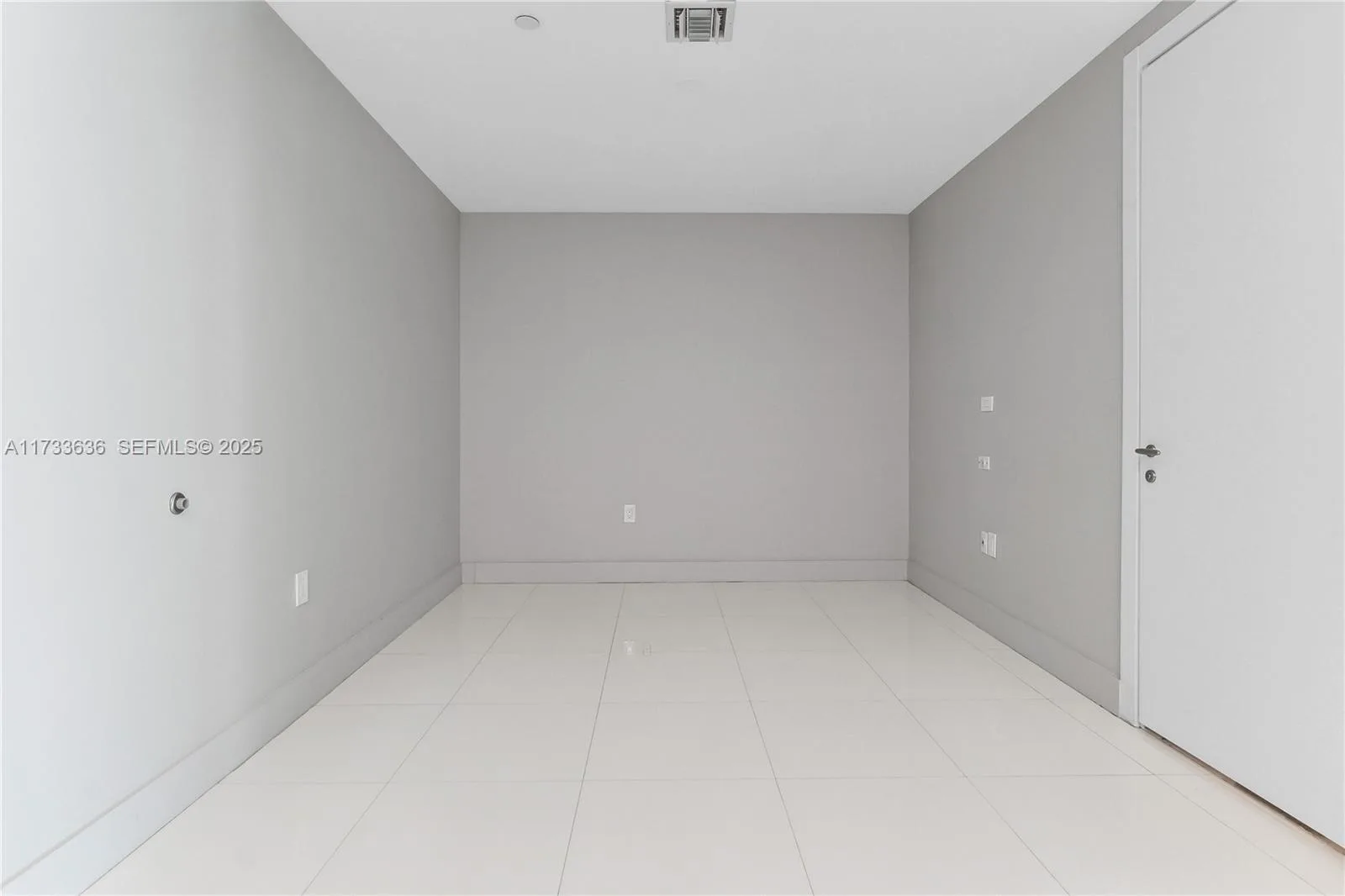 200 Biscayne Boulevard Way # 4912, Miami, FL 33131 photo 6