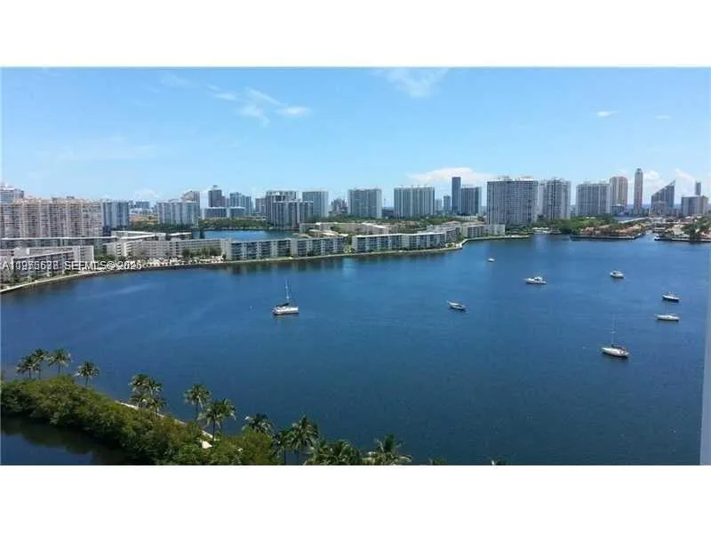 17301 BISCAYNE BLVD#48, North Miami Beach, FL 33160 photo 2