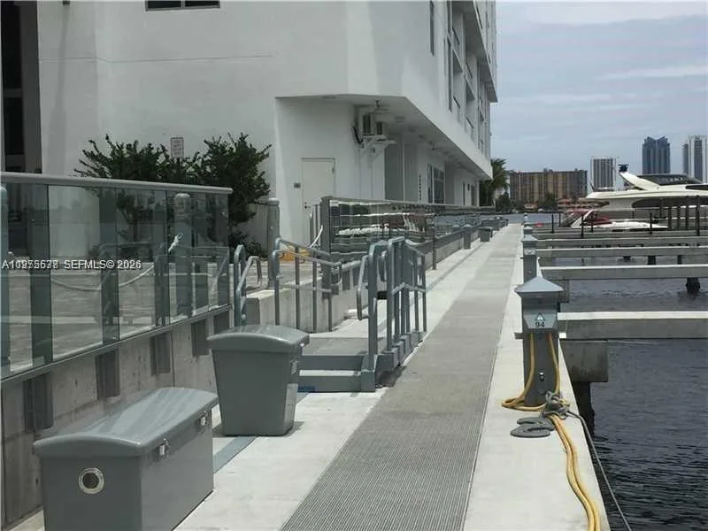 17301 BISCAYNE BLVD#48, North Miami Beach, FL 33160 photo 7