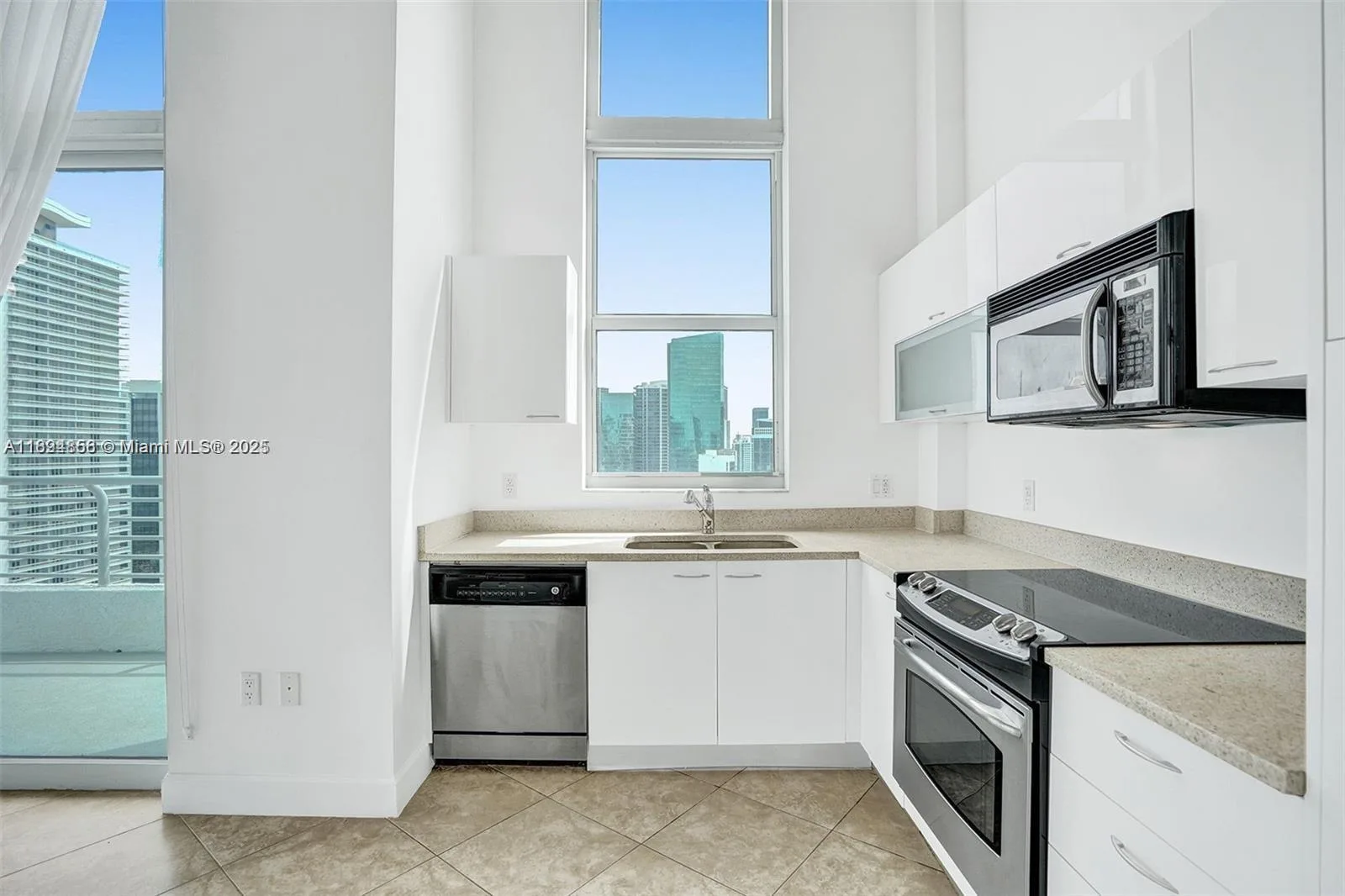 133 NE 2nd Ave # LPH3502, Miami, FL 33132 photo 13