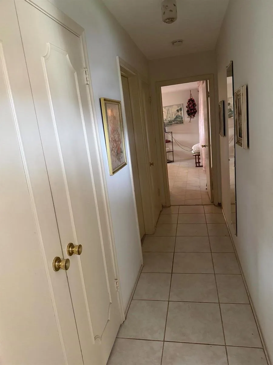 626 S Crescent Drive, Hollywood, FL 33021 photo 11