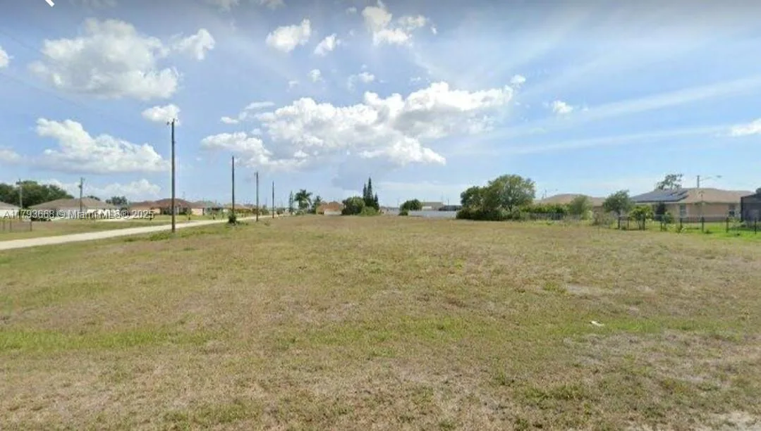 2710 NW 7 th Place, Cape Coral, FL 33993
