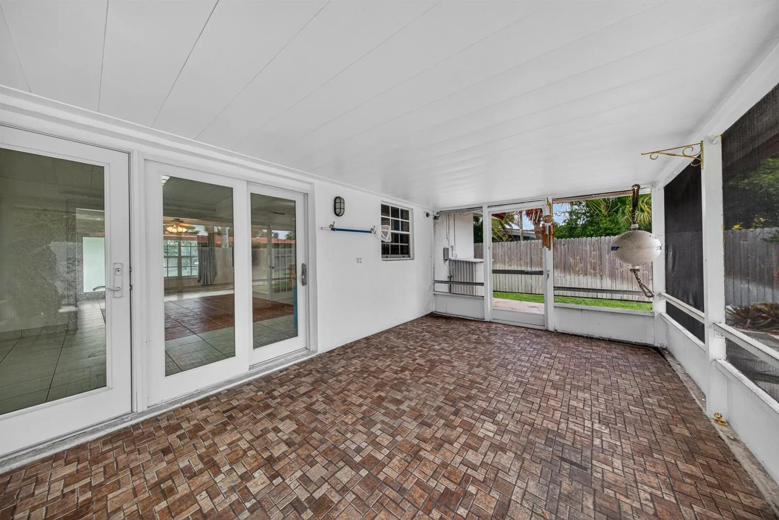 3213 Dover Road, Pompano Beach, FL 33062 photo 11