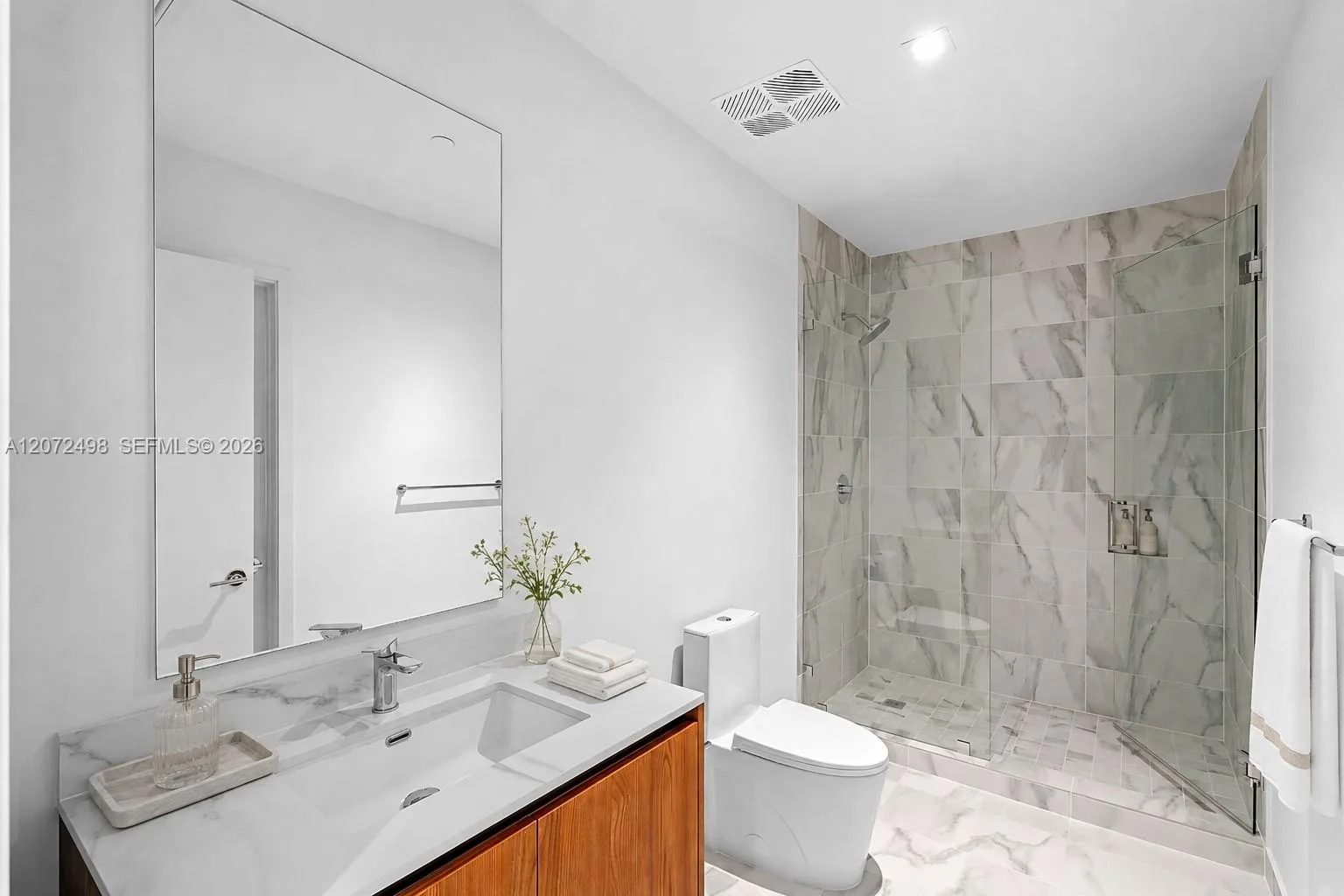 1400 Biscayne Blvd # 4206, Miami, FL 33132 photo 8