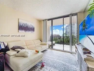 540 Brickell Key Dr # 603, Miami, FL 33131