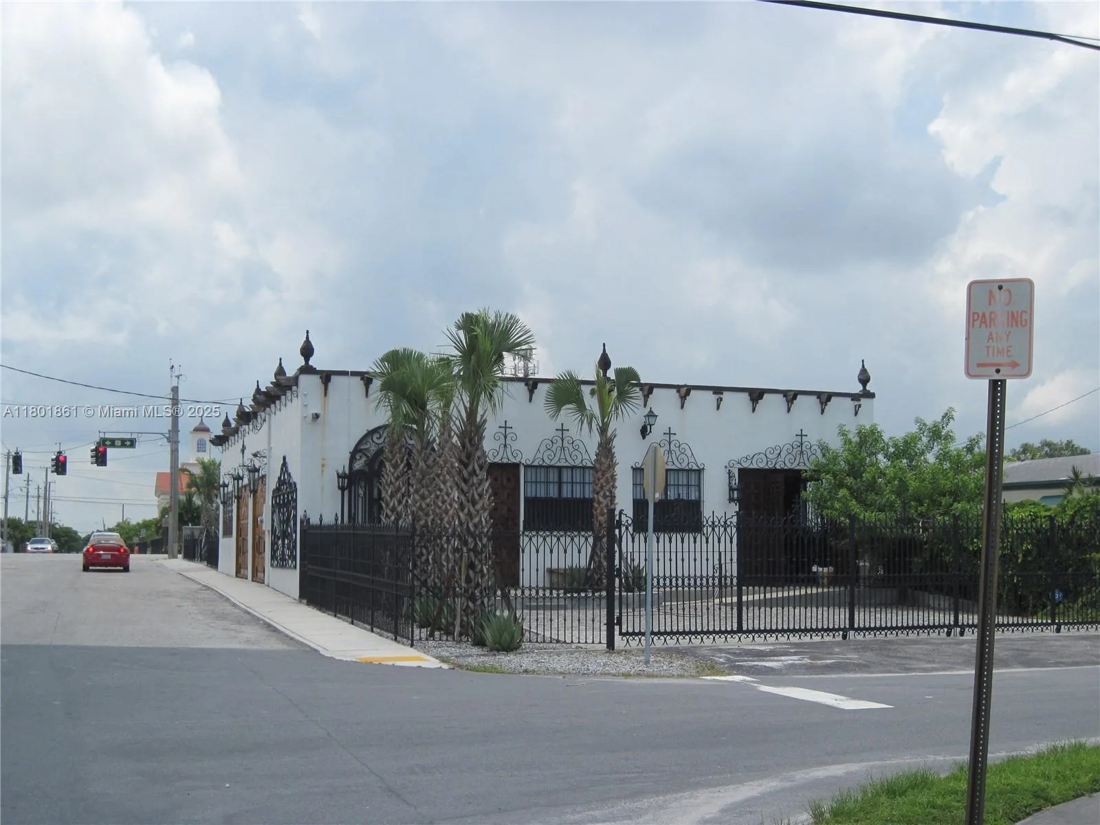 101 NE 1st St, Dania Beach, FL 33004 photo 2