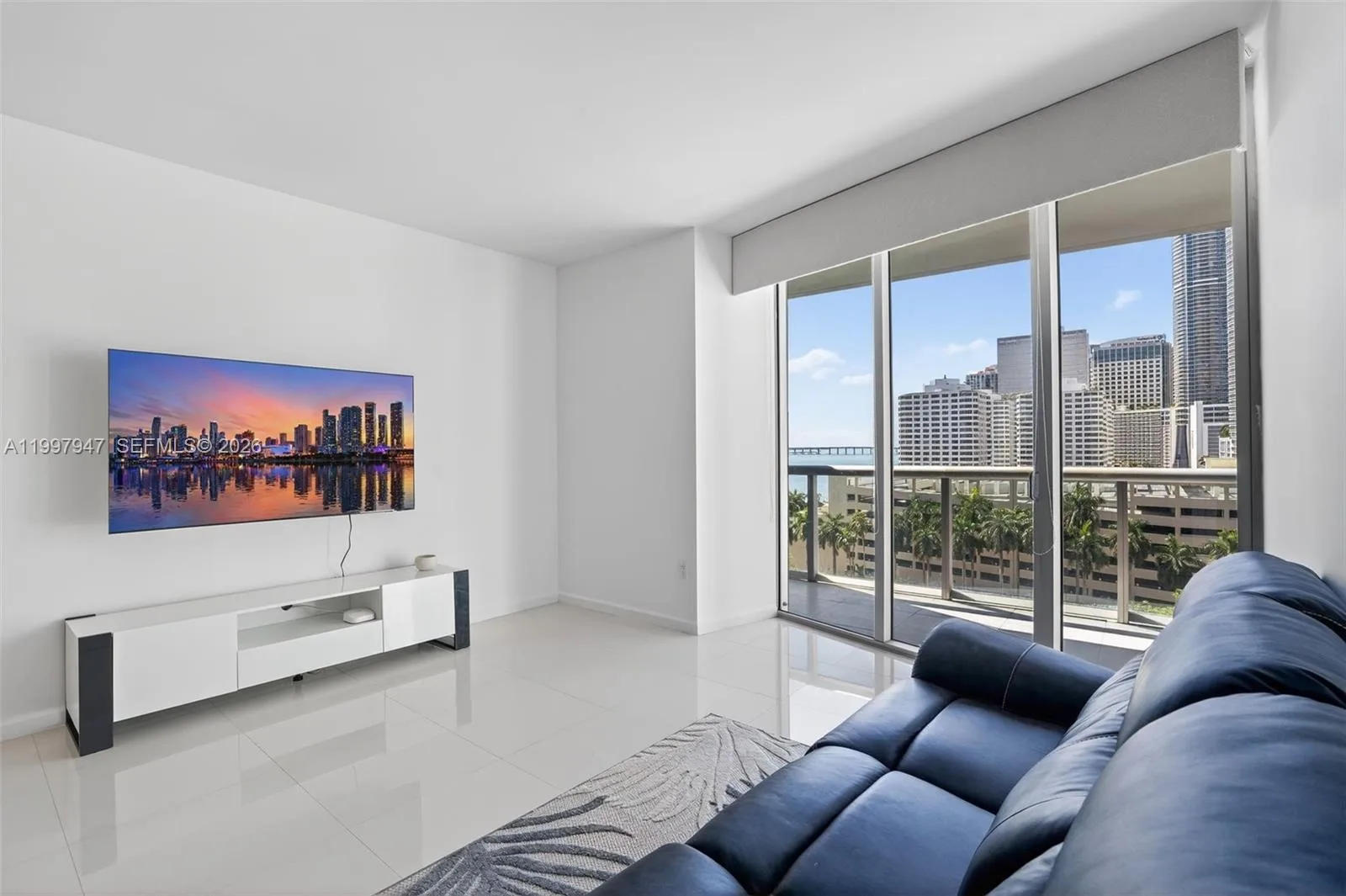 495 Brickell Ave # 1007, Miami, FL 33131 photo 4