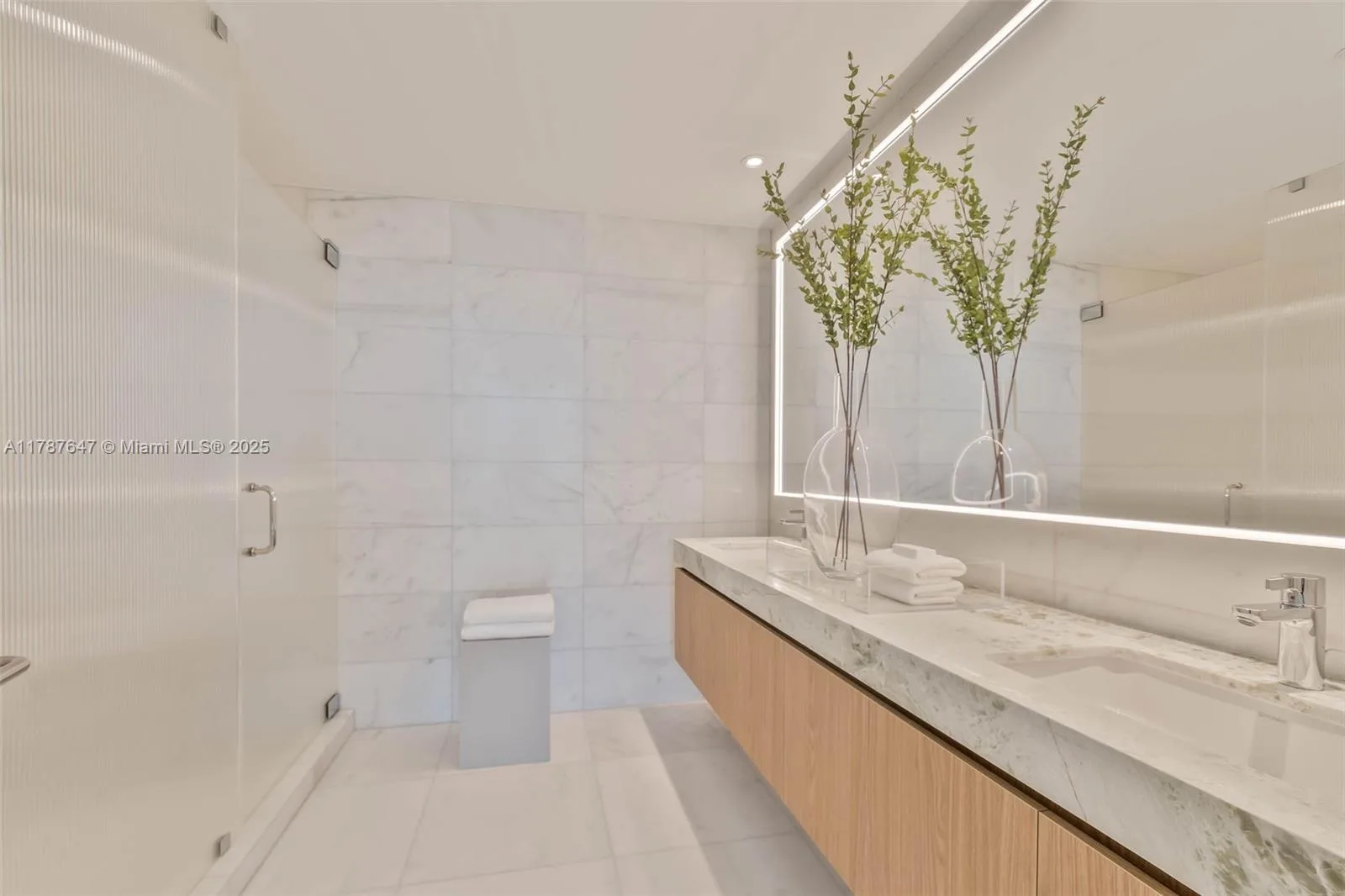 500 Alton Rd # 2705, Miami Beach, FL 33139 photo 10