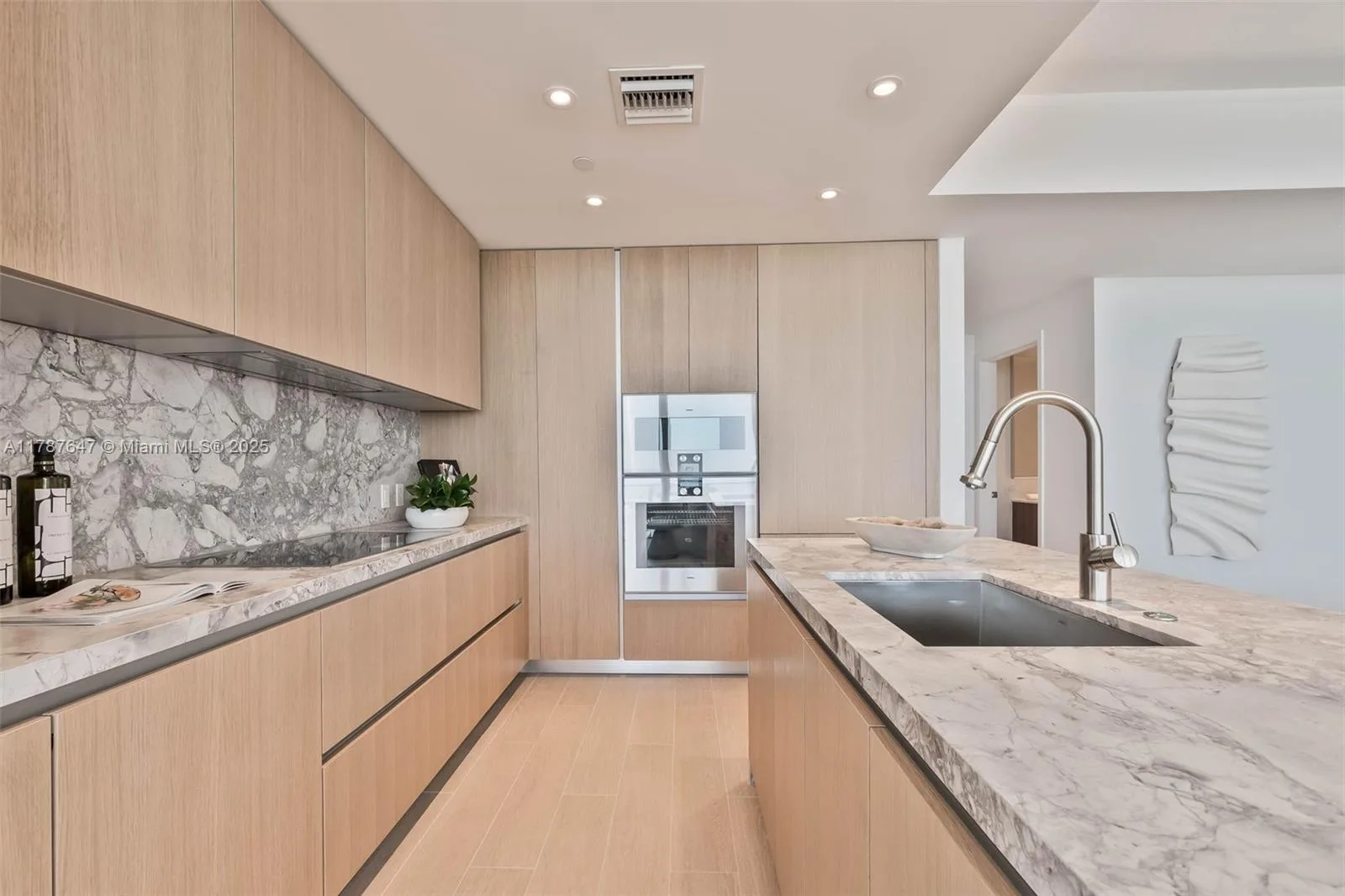 500 Alton Rd # 2705, Miami Beach, FL 33139 photo 5
