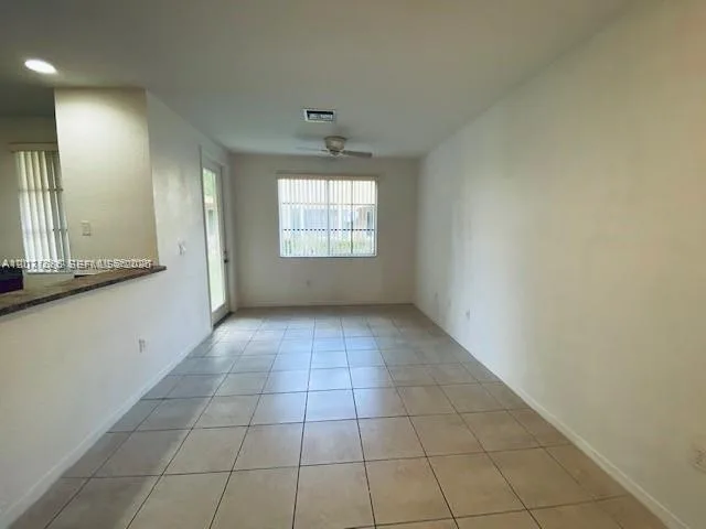 6055 SW 19th Ct # 6055, North Lauderdale, FL 33068 photo 7