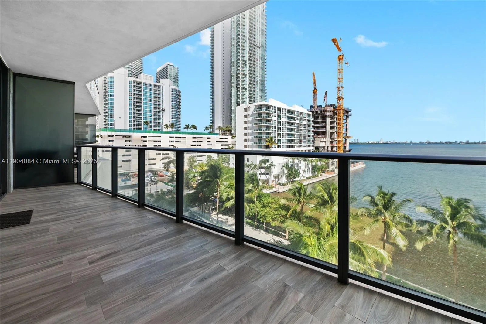 460 NE 28th St # 505, Miami, FL 33137