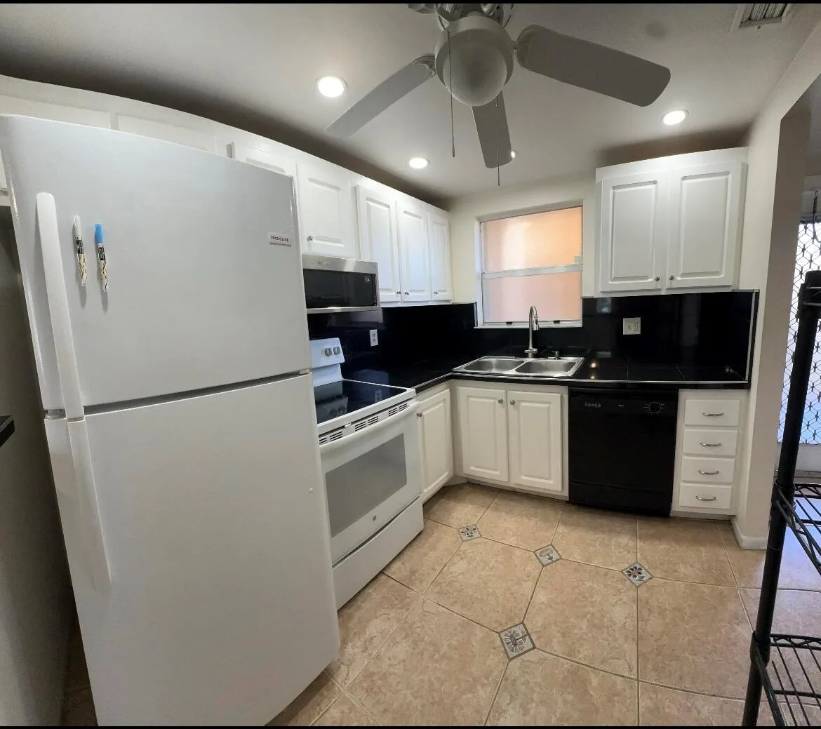 6770 Royal Palm Boulevard # 207l, Margate, FL 33063 photo 7