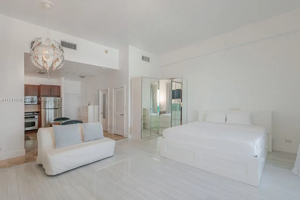 2301 Collins Ave # 1629, Miami Beach, FL 33139 photo 12