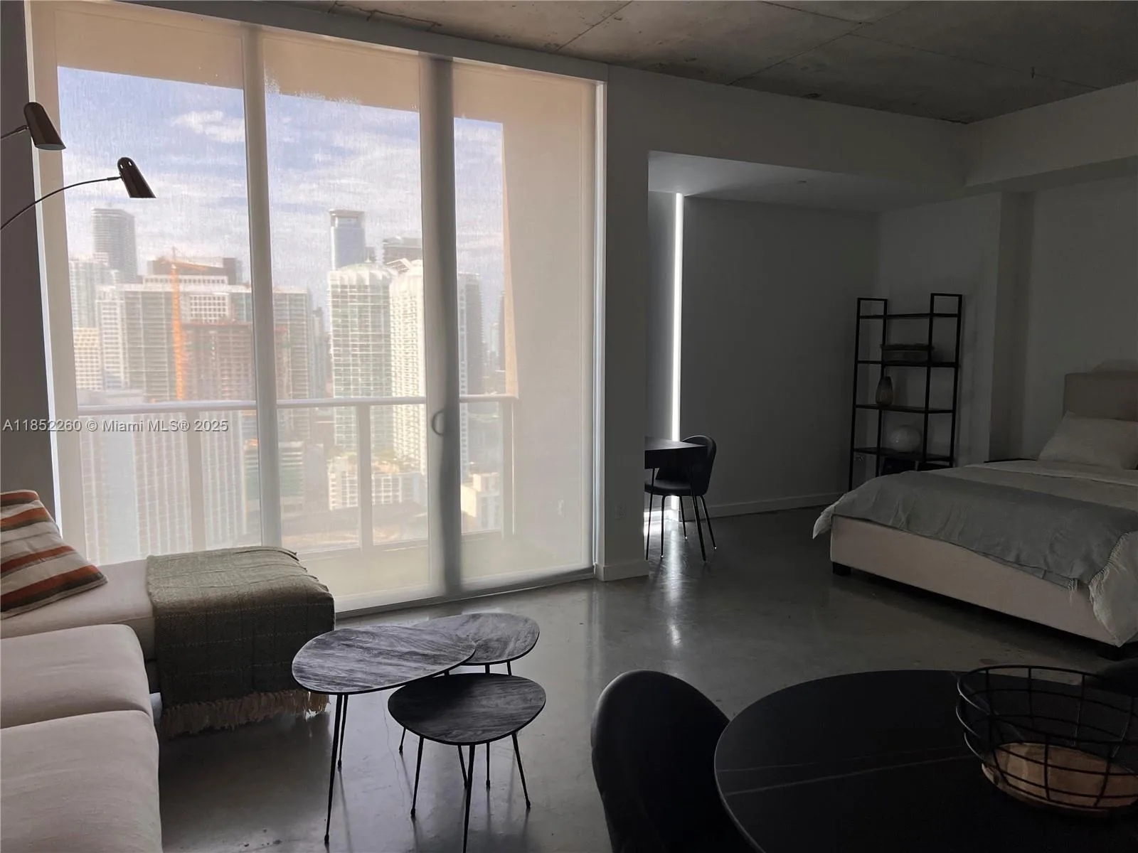 151 SE 1st St # 2907, Miami, FL 33131 photo 2