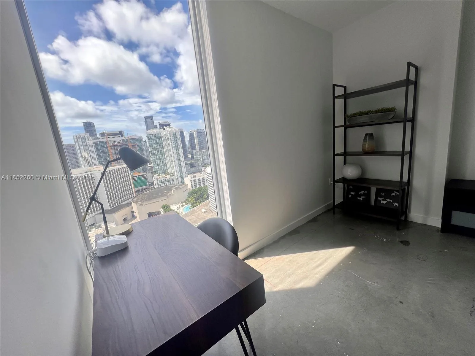 151 SE 1st St # 2907, Miami, FL 33131 photo 4