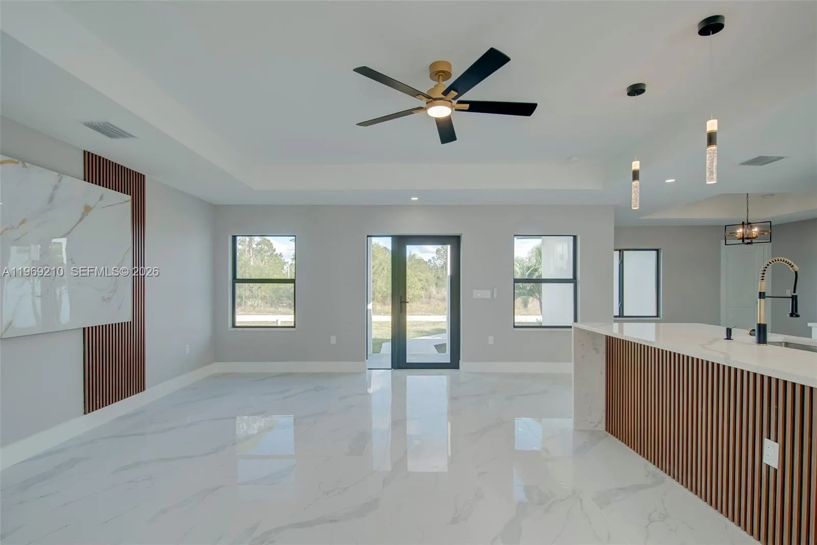 1136 Helen Ave S, Lehigh Acres, FL 33974 photo 3
