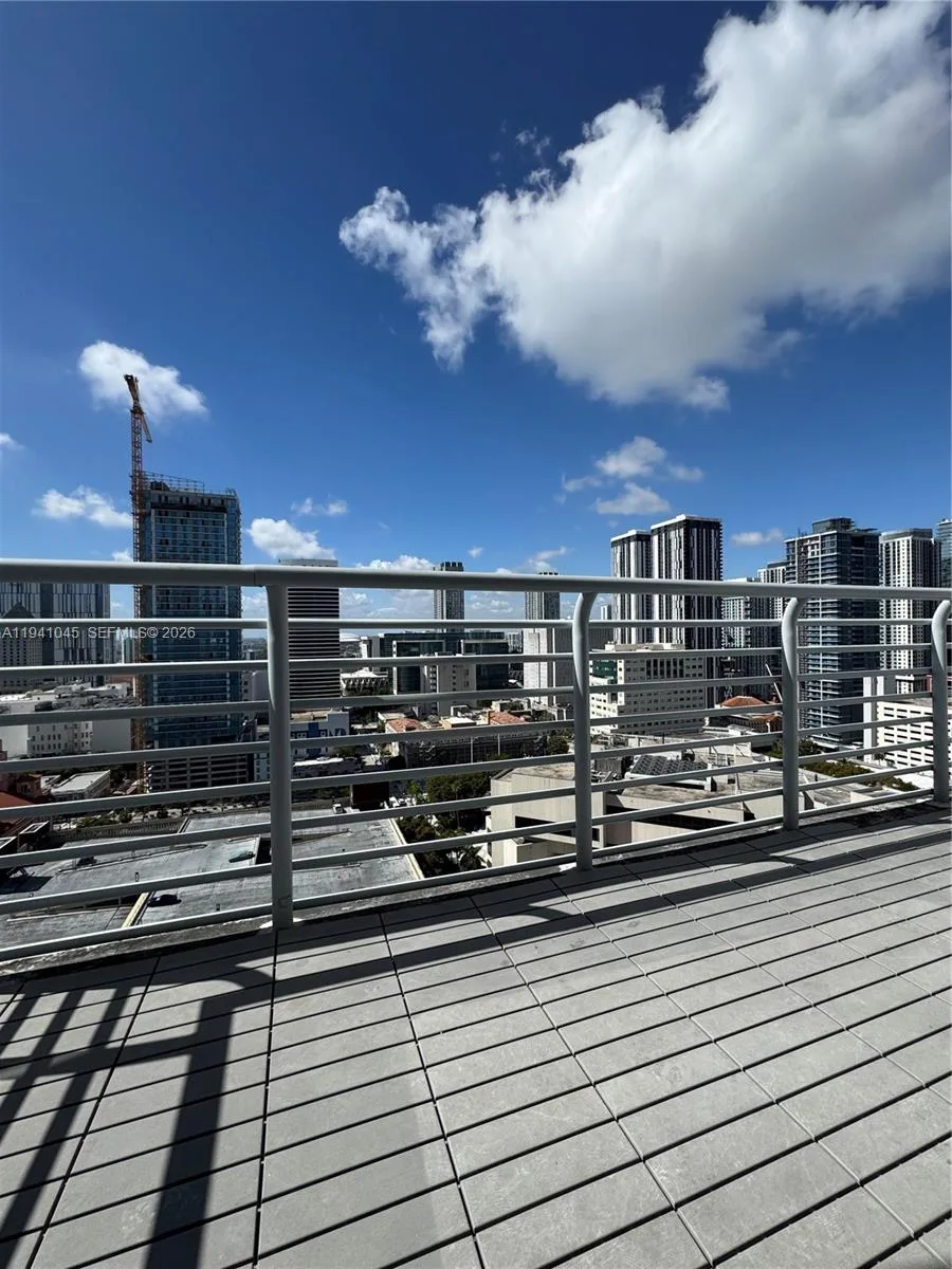 234 NE 3rd St # LPH05, Miami, FL 33132