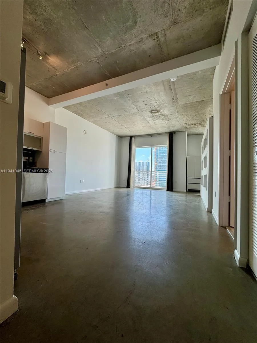 234 NE 3rd St # LPH05, Miami, FL 33132 photo 8