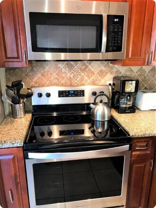 4411 E TRADEWINDS Avenue # A-B, Lauderdale By The Sea, FL 33308 photo 7