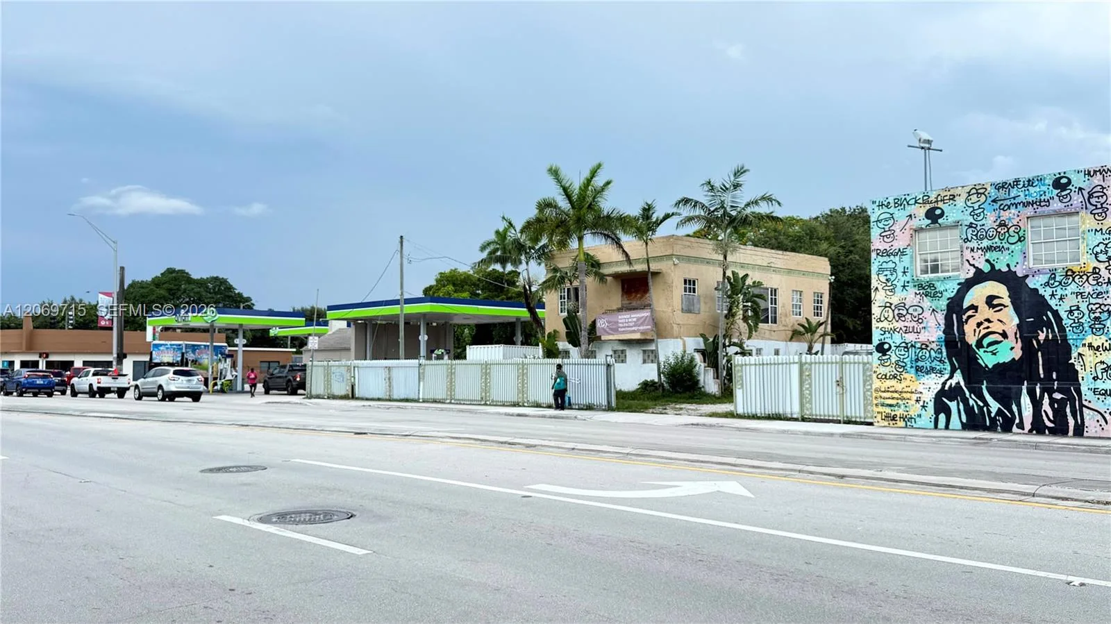 6220 NE Miami Pl, Miami, FL 33138 photo 2