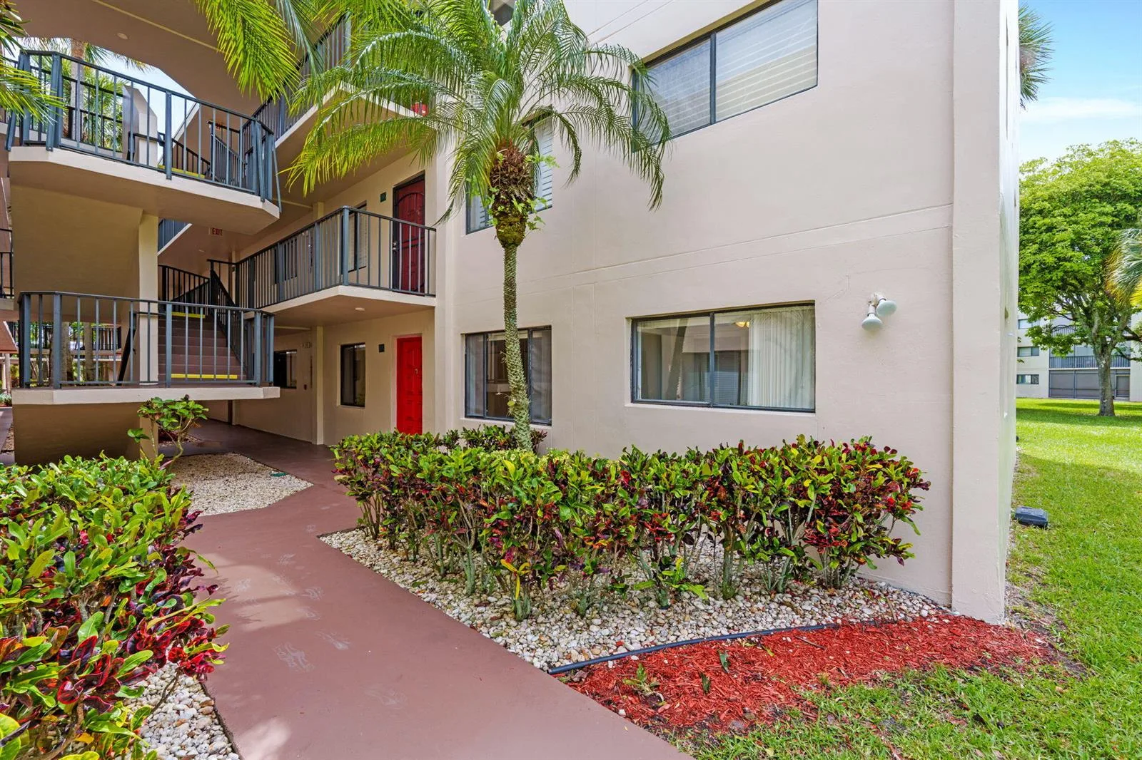 5310 Las Verdes Circle # 106, Delray Beach, FL 33484