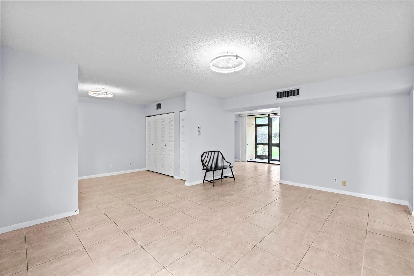 5310 Las Verdes Circle # 106, Delray Beach, FL 33484 photo 4