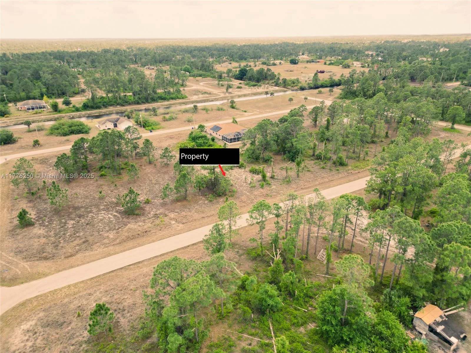 1114 ORIENT ST E, Lehigh Acres, FL 33974