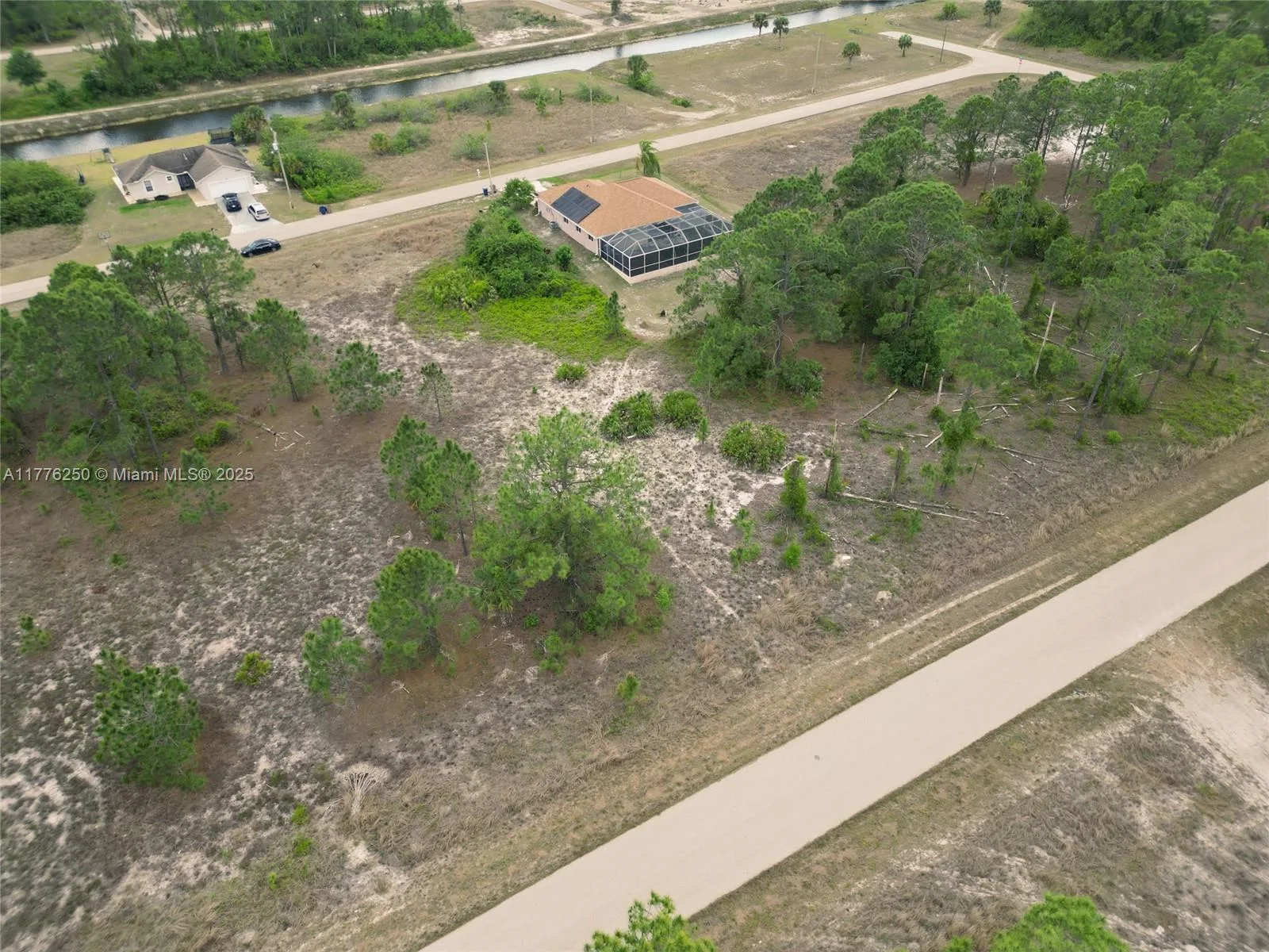 1114 ORIENT ST E, Lehigh Acres, FL 33974 photo 2