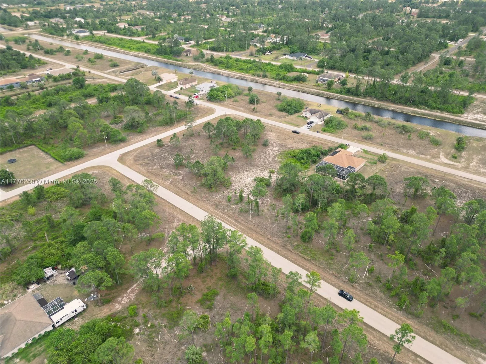 1114 ORIENT ST E, Lehigh Acres, FL 33974 photo 3