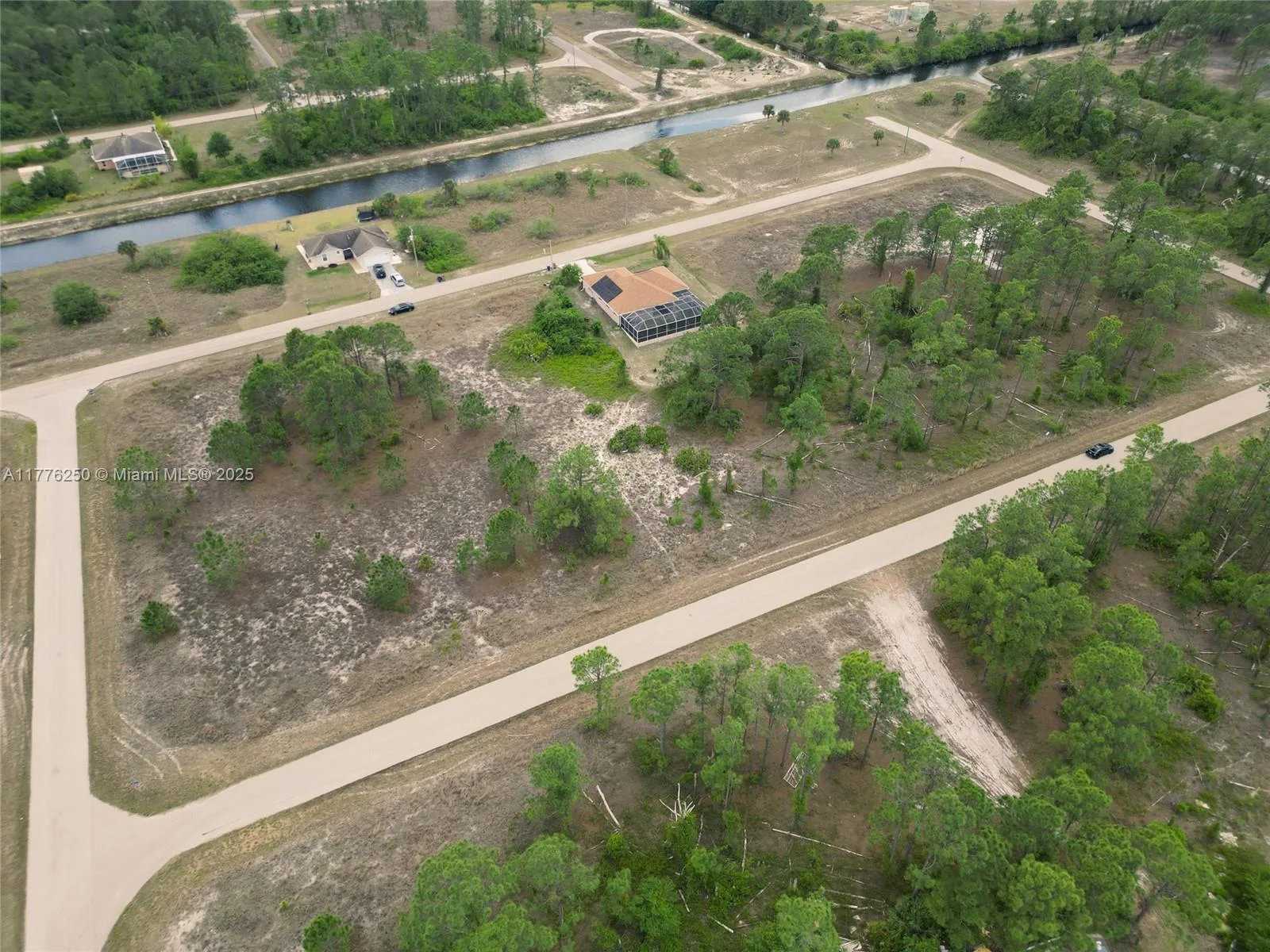 1114 ORIENT ST E, Lehigh Acres, FL 33974 photo 5