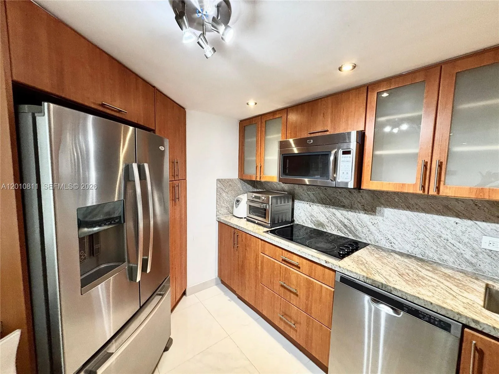 999 Brickell Bay Dr # 1905, Miami, FL 33131 photo 9