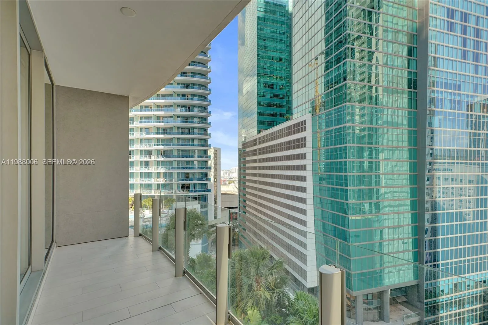 300 Biscayne Boulevard Way # 1808W, Miami, FL 33131 photo 7