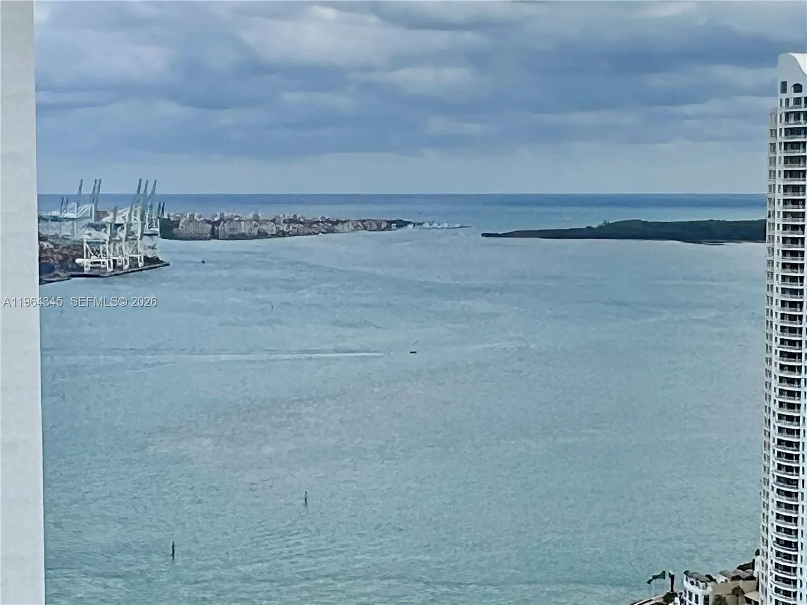 300 S Biscayne Blvd # 3614, Miami, FL 33131 photo 13