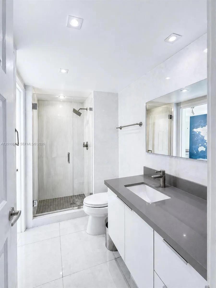 800 Claughton Island DR # 2001, Miami, FL 33131 photo 8