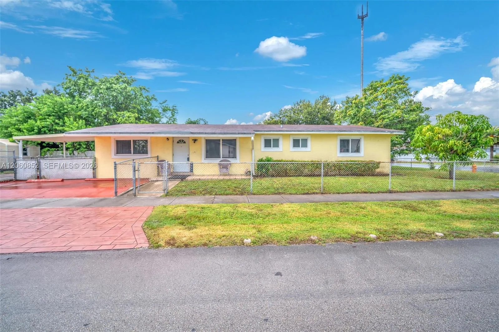 2301 SW 48th Ave, West Park, FL 33023