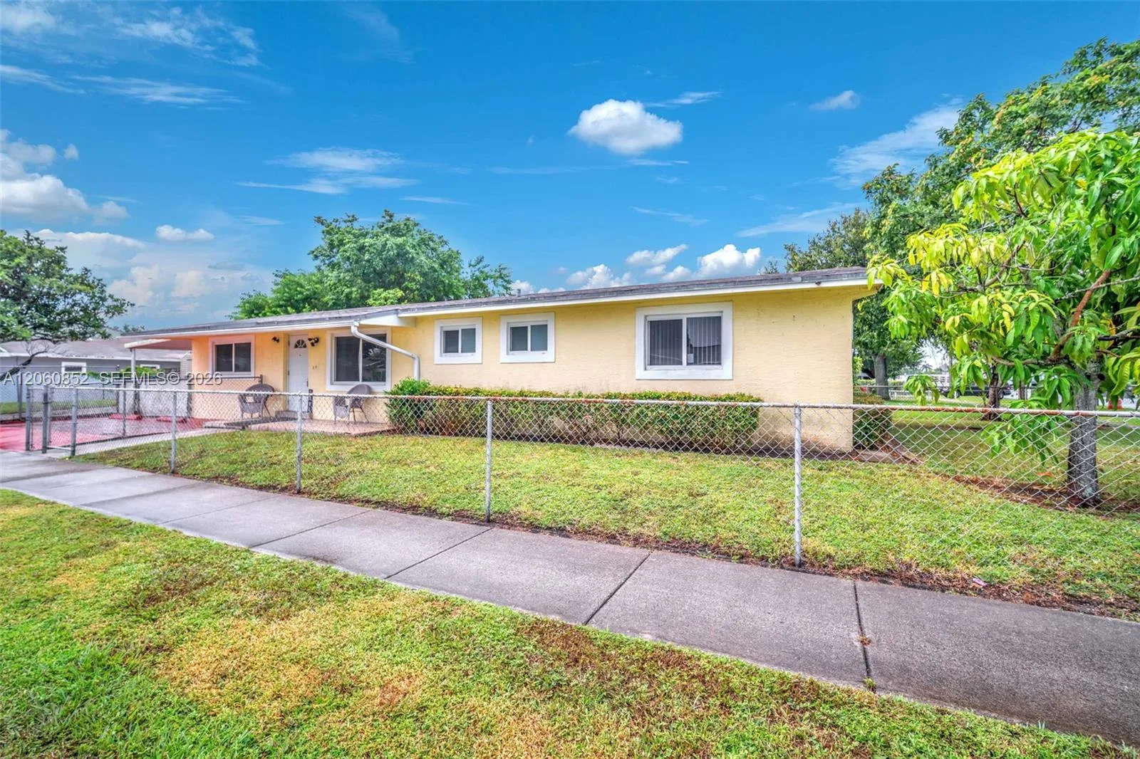 2301 SW 48th Ave, West Park, FL 33023 photo 2