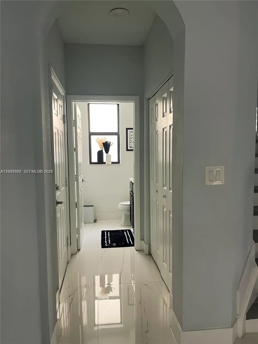 8719 W 33rd Ave, Hialeah, FL 33018 photo 5