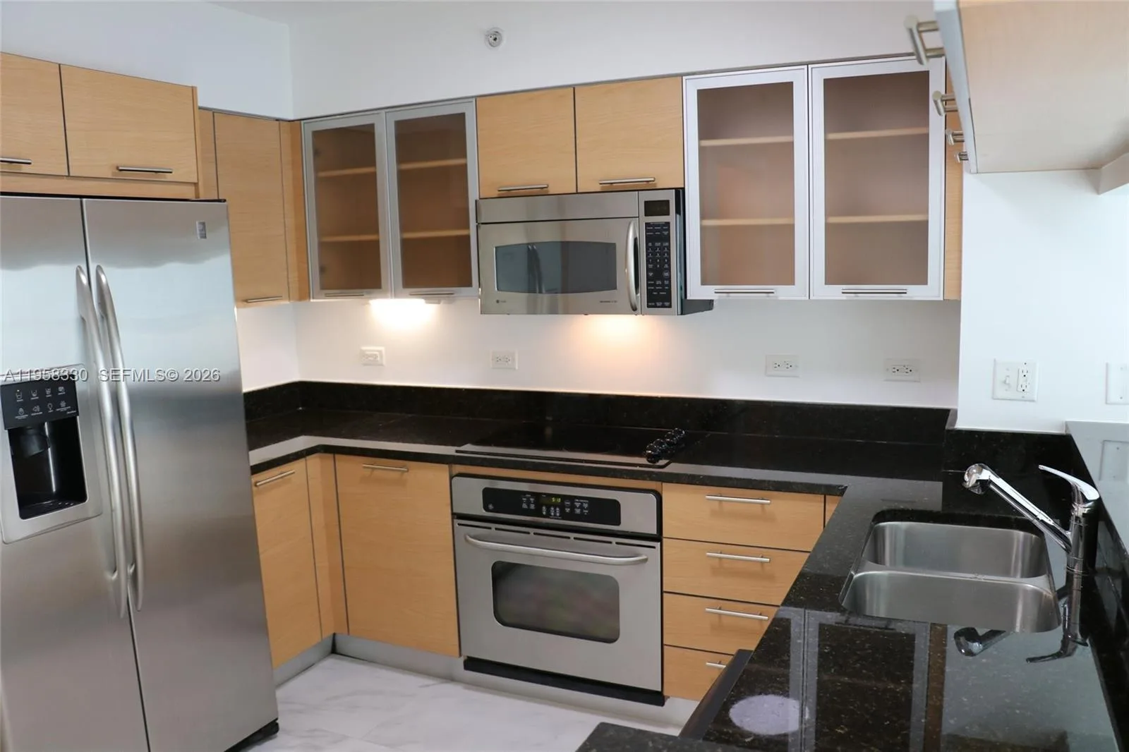 31 SE 5th St # 507, Miami, FL 33131 photo 5