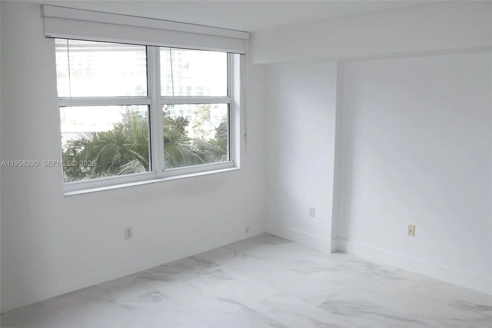31 SE 5th St # 507, Miami, FL 33131 photo 7
