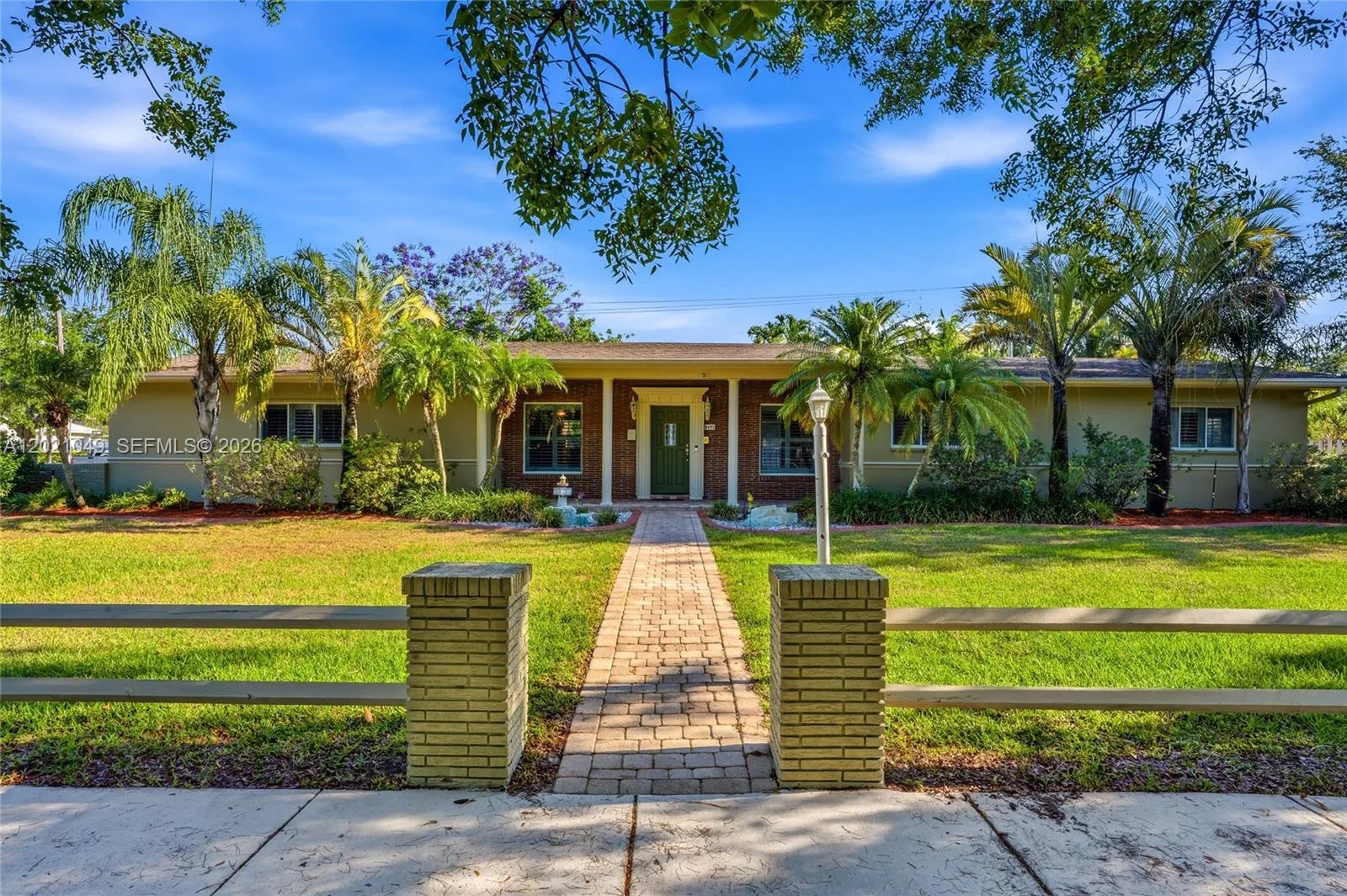 8495 SW 160th St, Palmetto Bay, FL 33157