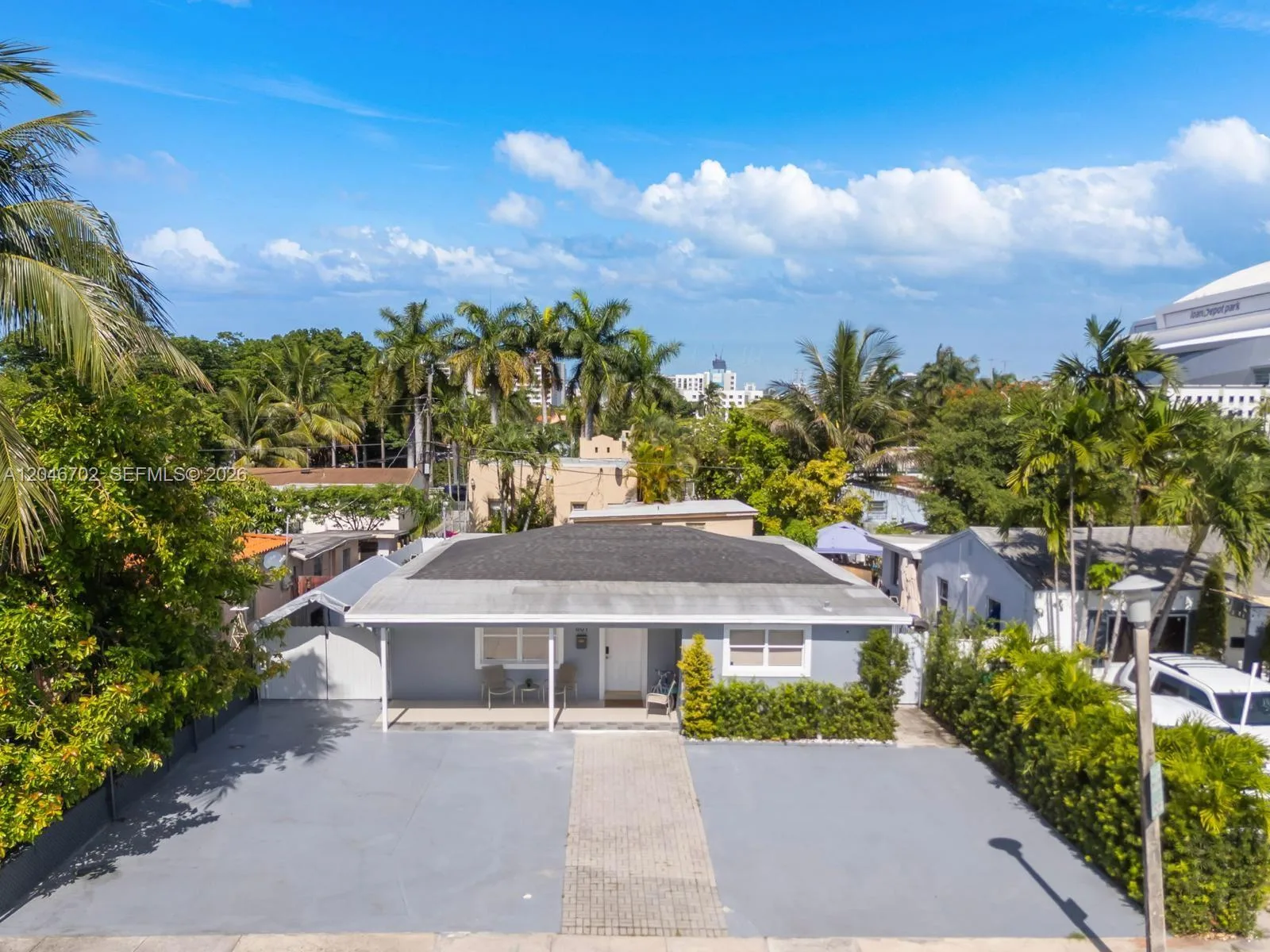 801 NW 17th Ct, Miami, FL 33125 photo 3