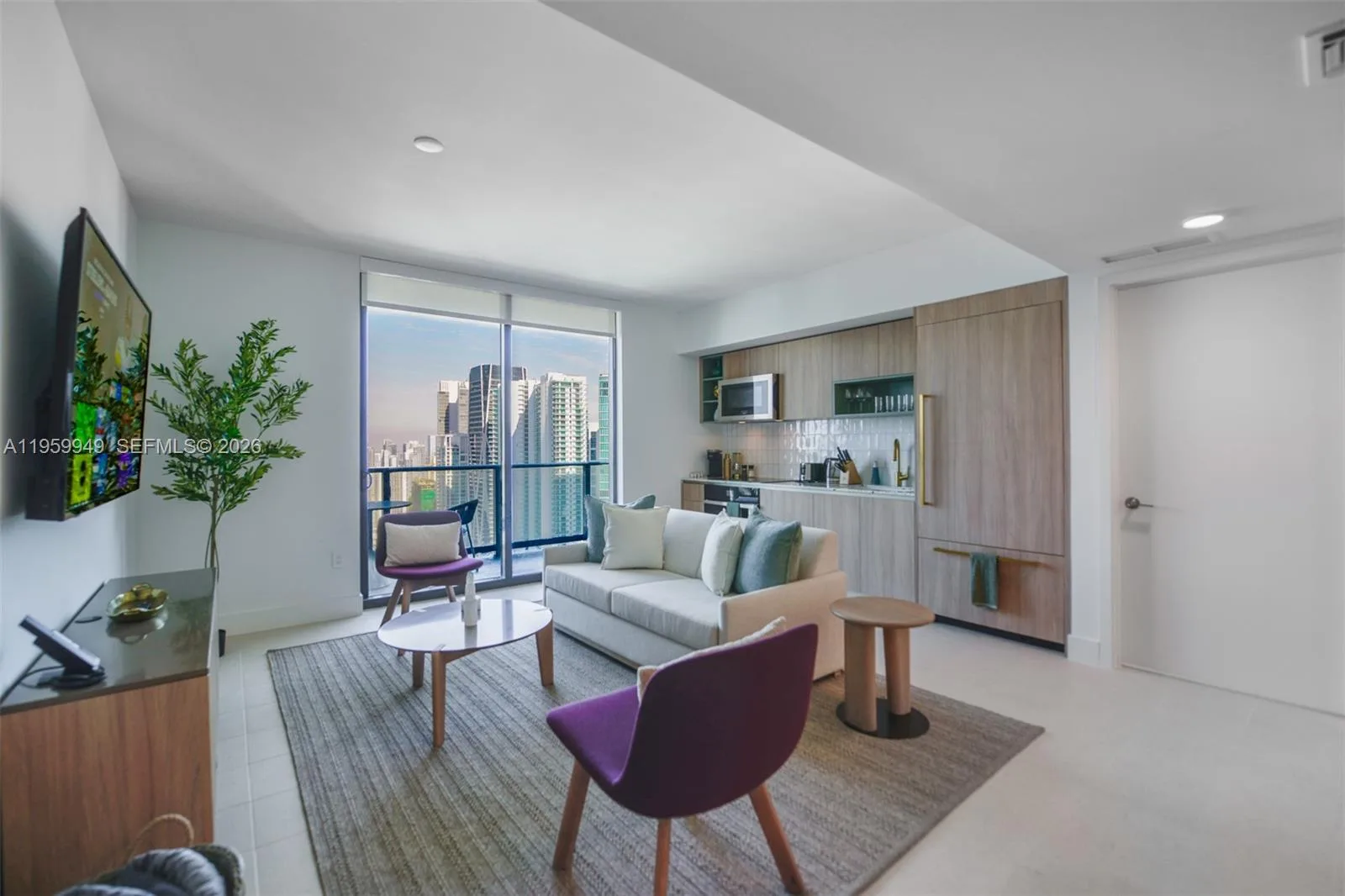 159 NE 6th St # 4601, Miami, FL 33132 photo 3